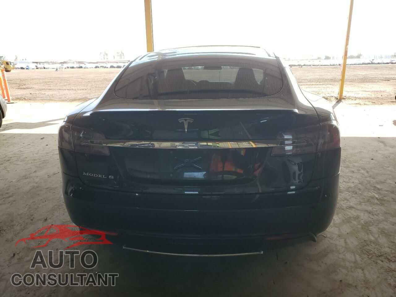 TESLA MODEL S 2013 - 5YJSA1DP3DFP05675