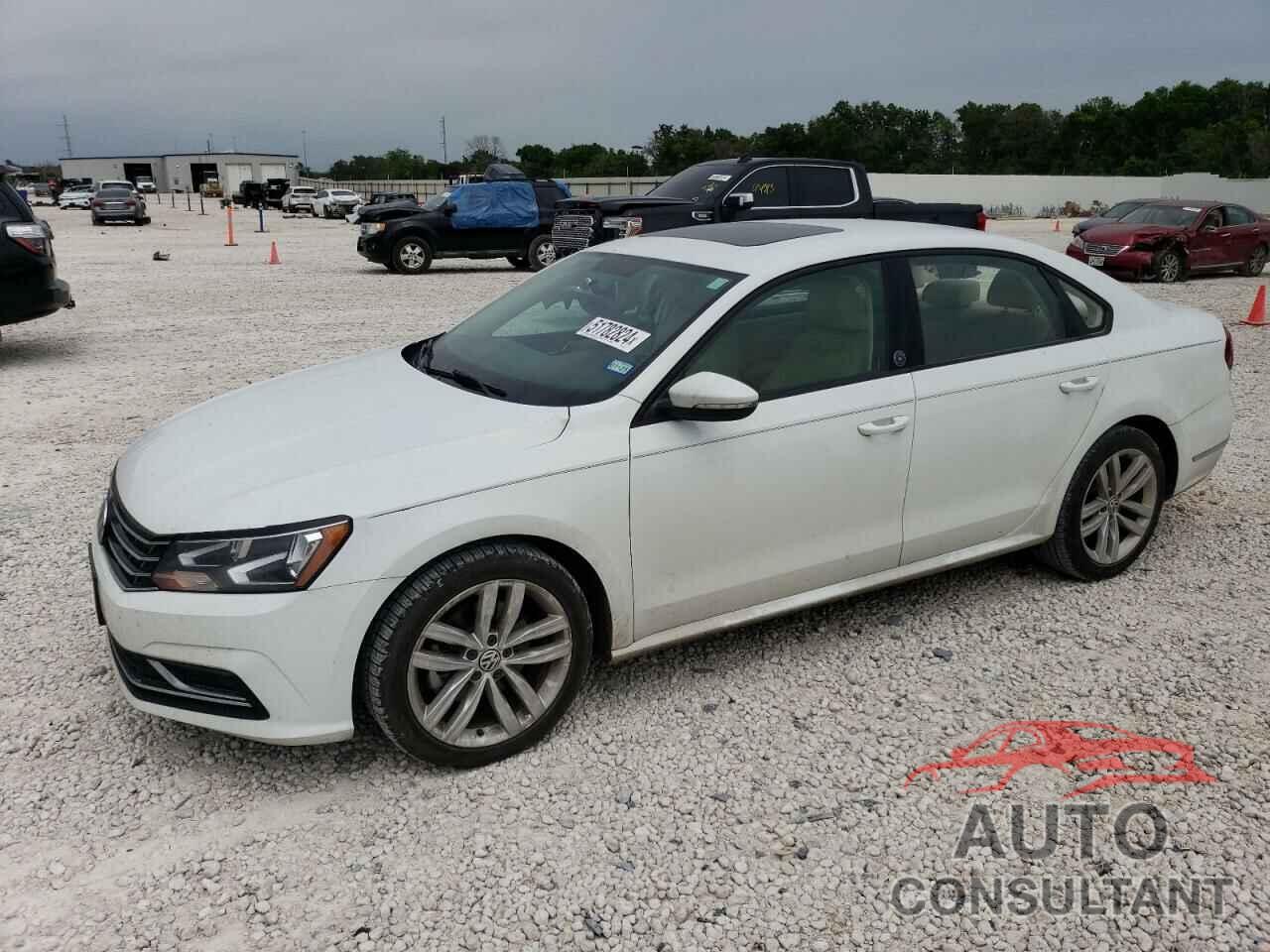 VOLKSWAGEN PASSAT 2019 - 1VWLA7A35KC004121