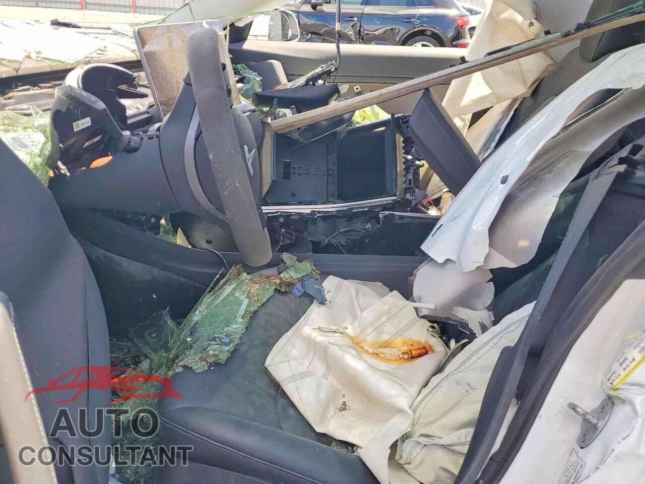TESLA MODEL 3 2018 - 5YJ3E1EB8JF106522