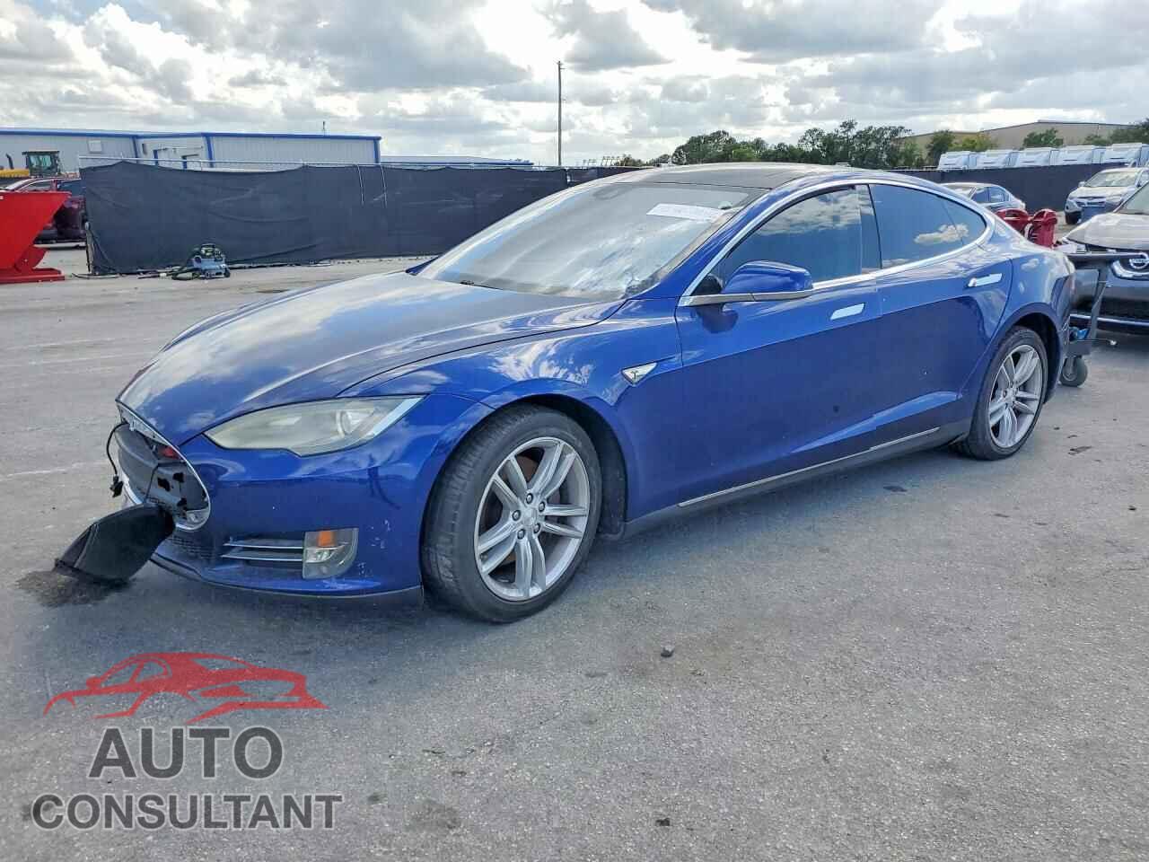 TESLA MODEL S 2015 - 5YJSA1S22FF093401