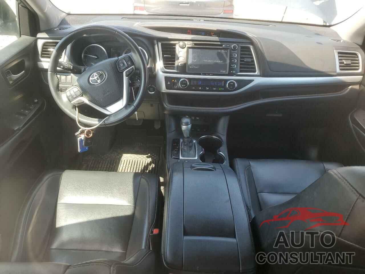 TOYOTA HIGHLANDER 2019 - 5TDJZRFH1KS991950