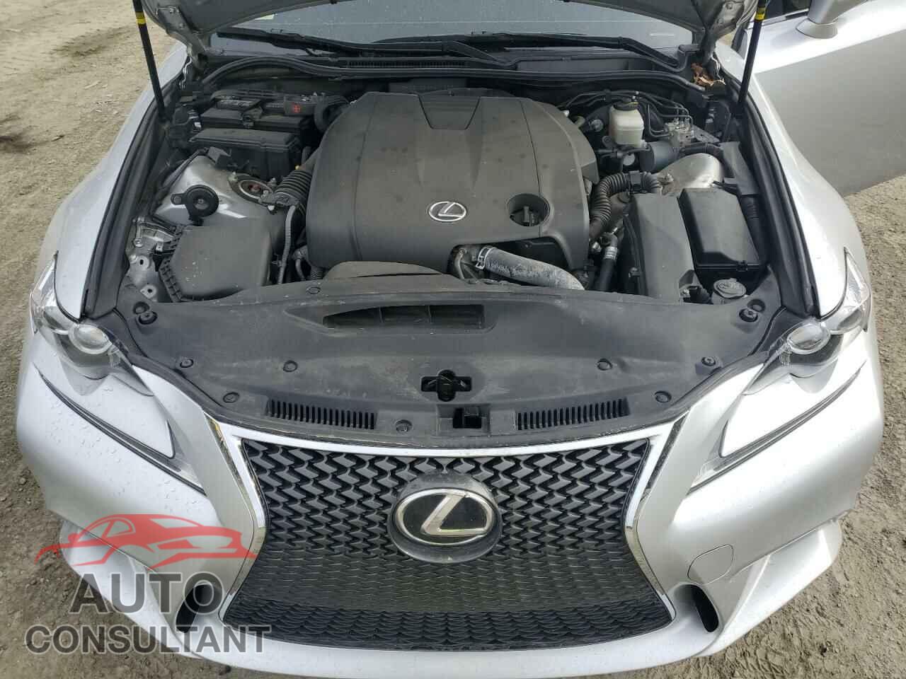 LEXUS IS 2015 - JTHCF1D22F5018930
