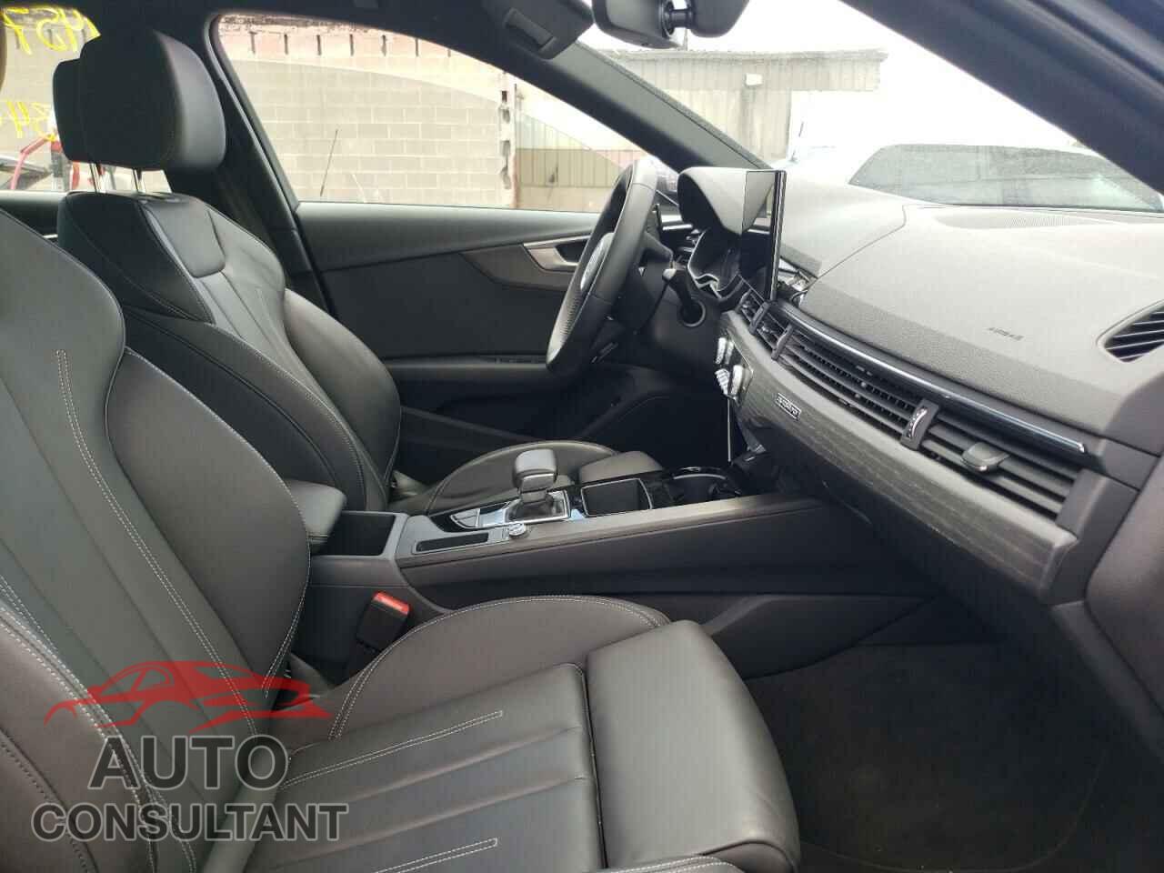 AUDI A4 2020 - WAUDNAF40LA073528