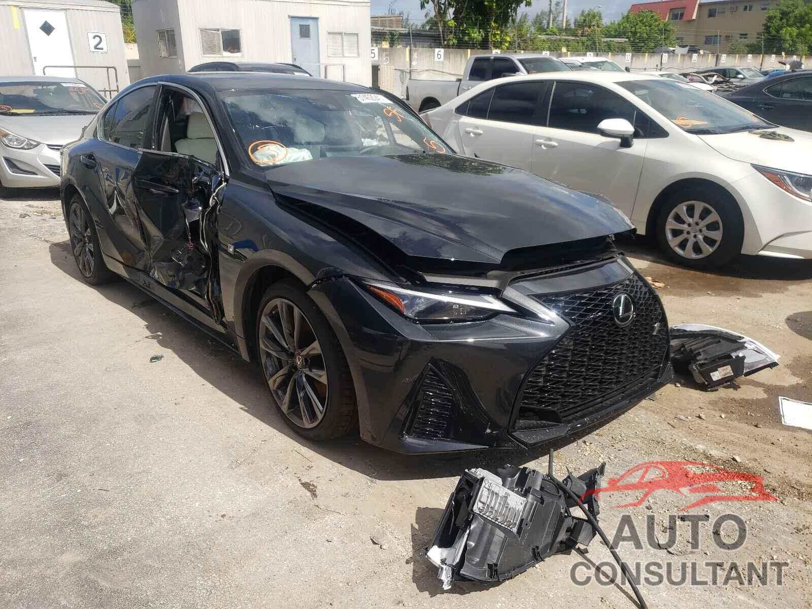 LEXUS IS 2021 - JTHGZ1B2XM5041414