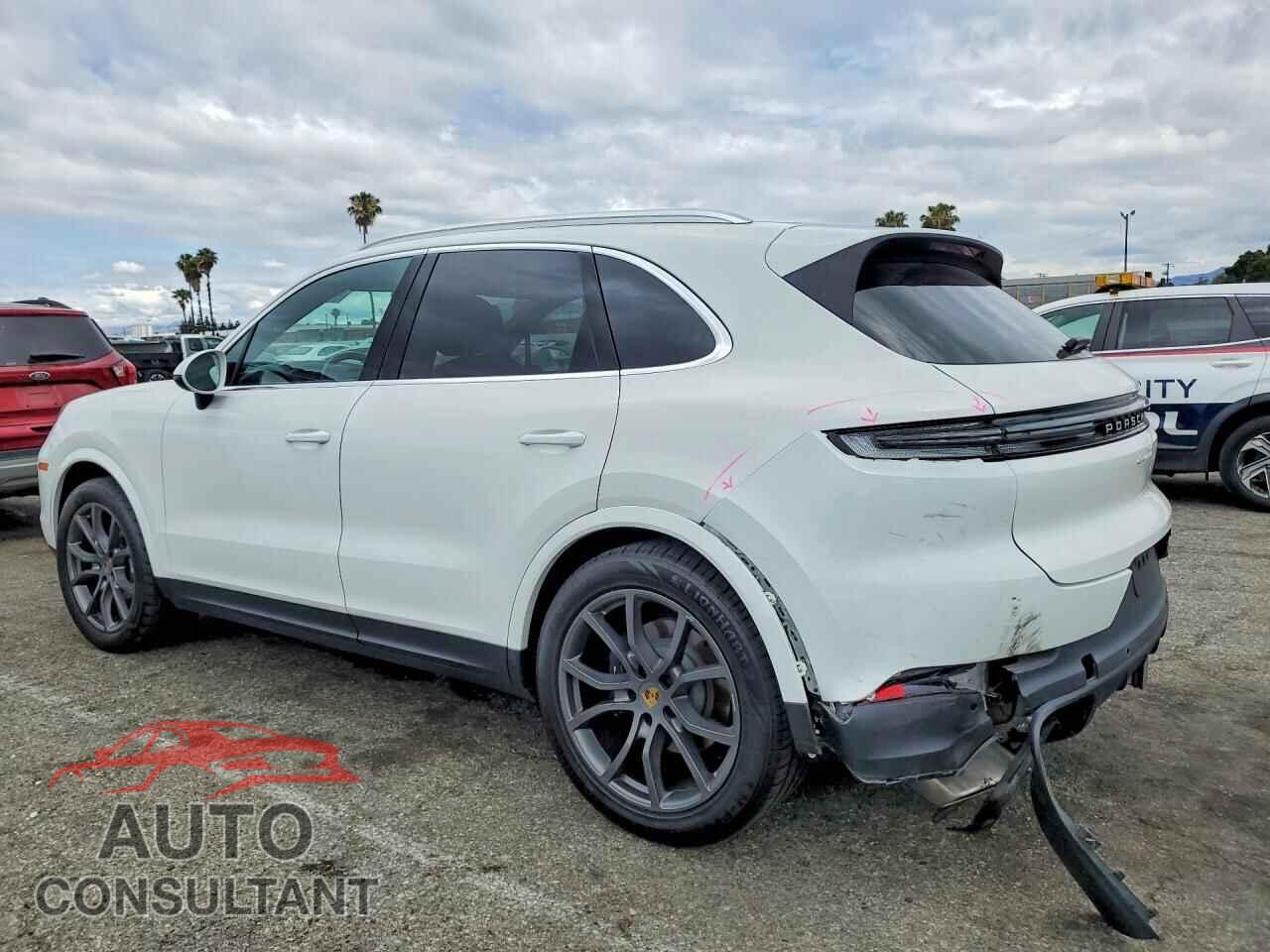 PORSCHE CAYENNE 2024 - WP1AA2AY3RDA02573