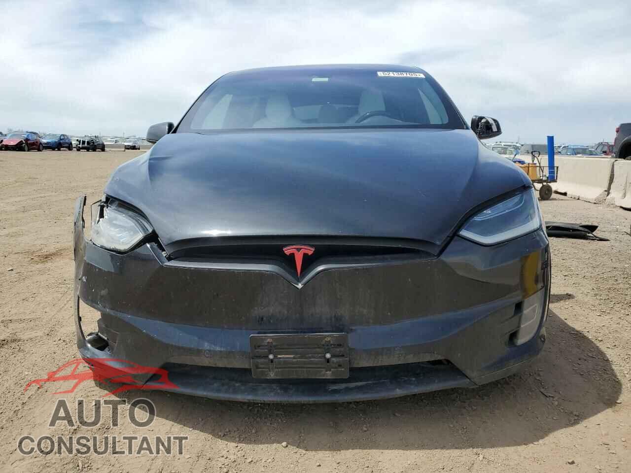 TESLA MODEL X 2016 - 5YJXCAE49GFS00832