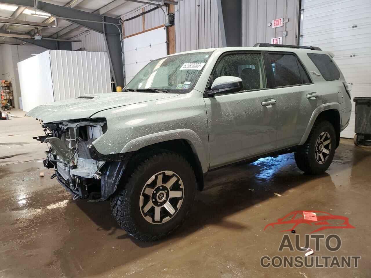 TOYOTA 4RUNNER SE 2023 - JTEPU5JR0P6111194