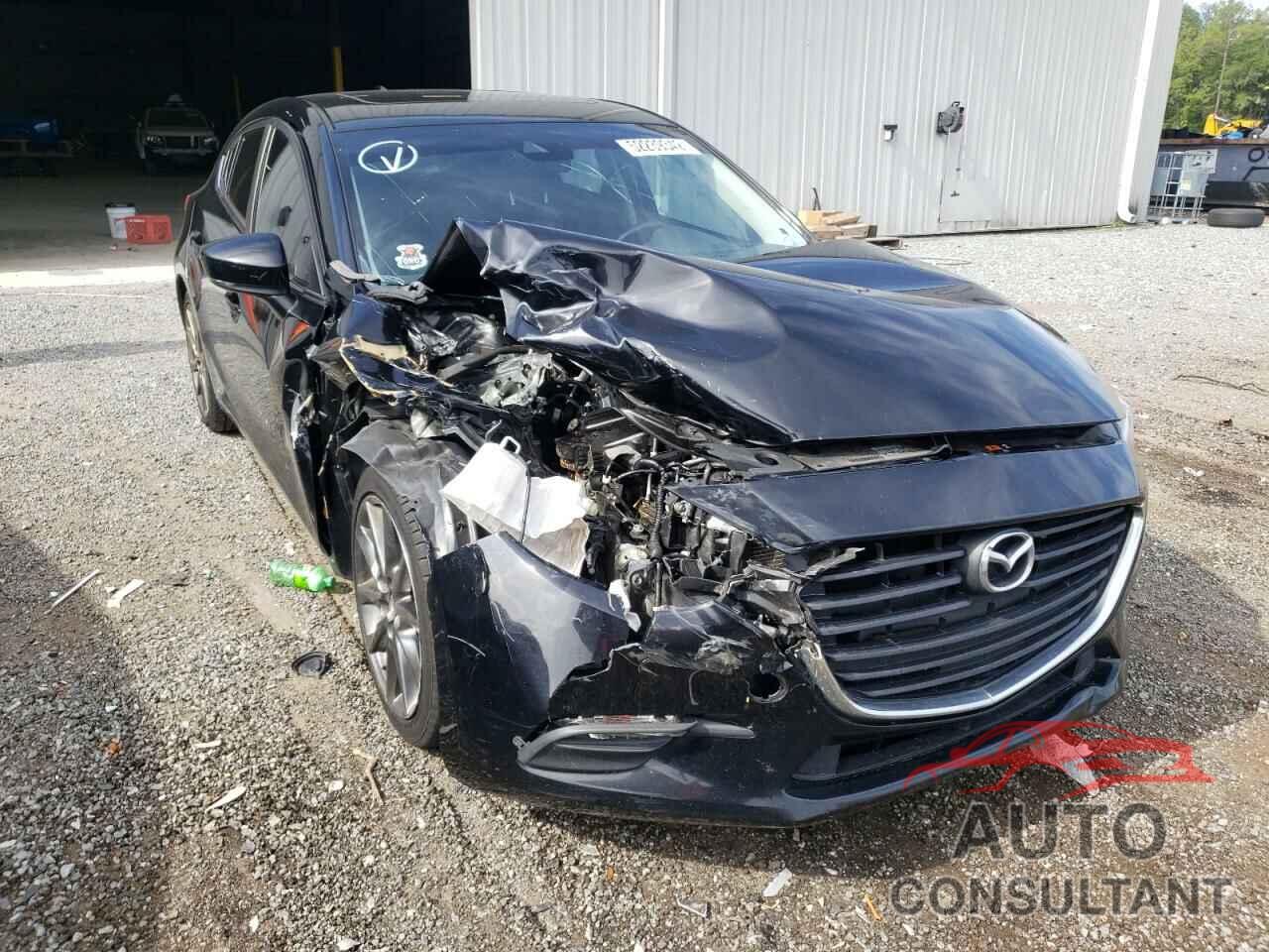 MAZDA 3 2018 - 3MZBN1L3XJM248211