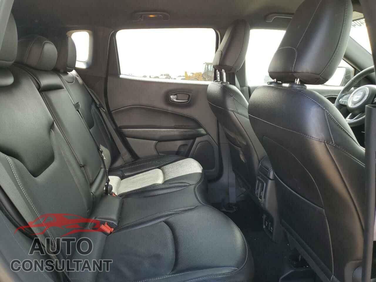 JEEP COMPASS 2021 - 3C4NJDEB0MT551204