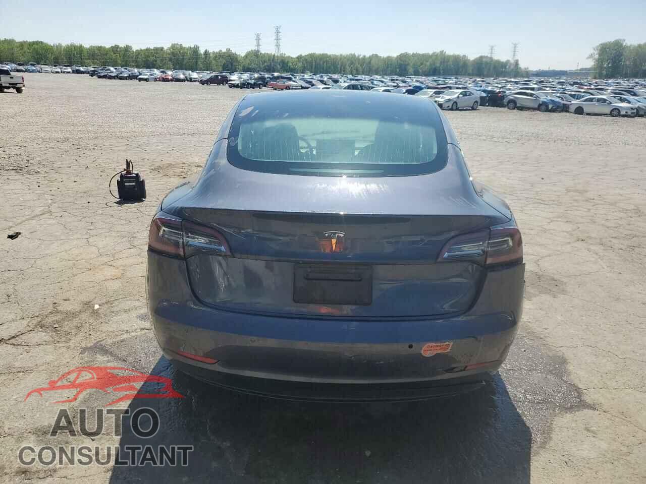 TESLA MODEL 3 2020 - 5YJ3E1EA3LF705273
