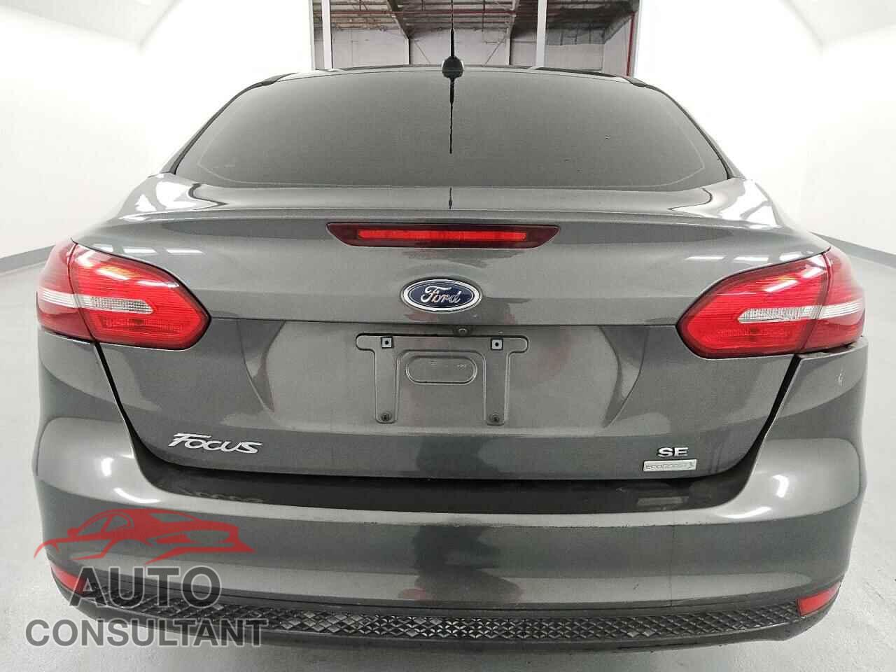 FORD FOCUS 2018 - 1FADP3FE2JL270516