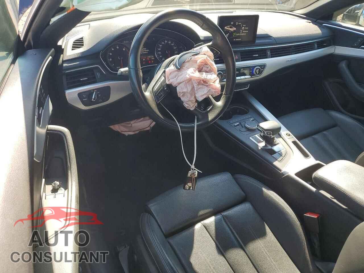 AUDI A5 2018 - WAUTNAF55JA102877