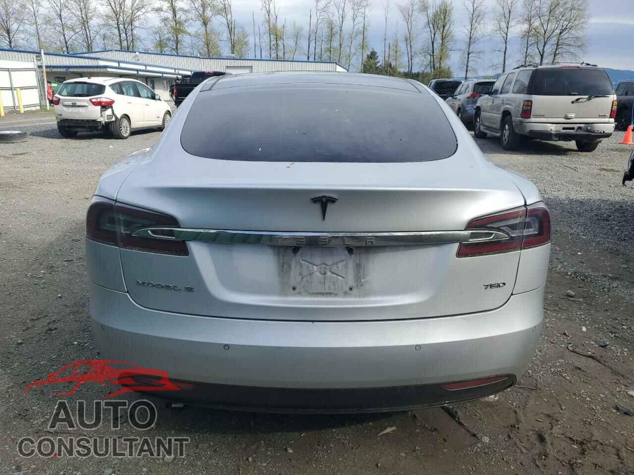 TESLA MODEL S 2016 - 5YJSA1E26GF157310