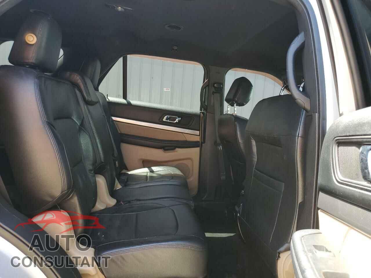 FORD EXPLORER 2017 - 1FM5K7B80HGA07802