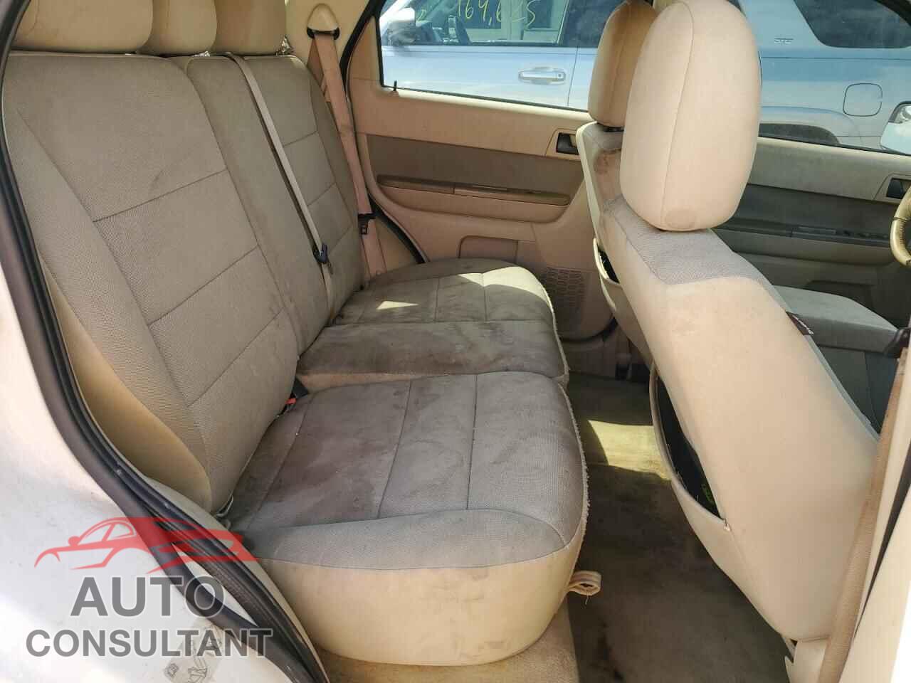 FORD ESCAPE 2011 - 1FMCU0DG2BKC30120