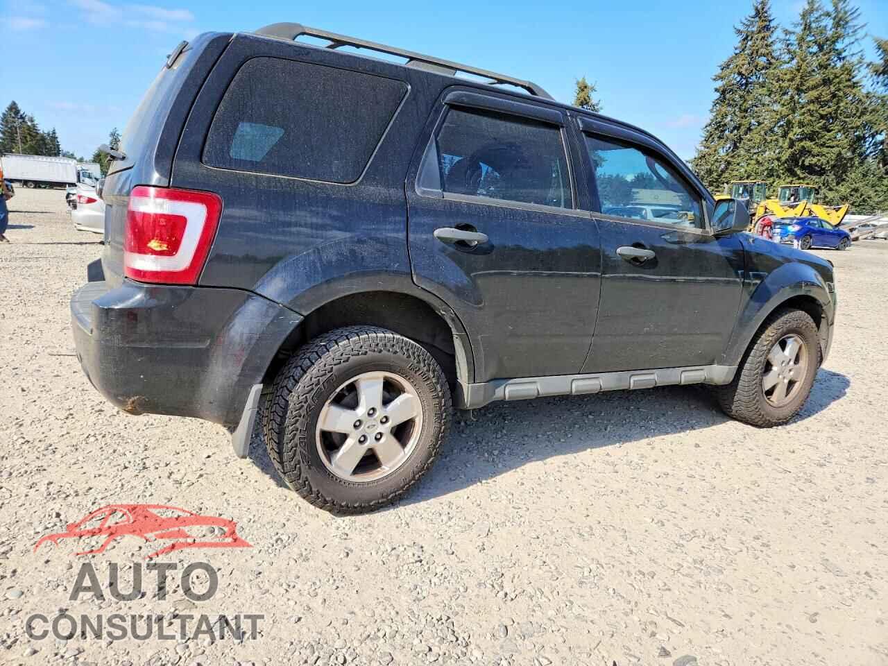 FORD ESCAPE 2010 - 1FMCU0D73AKB42675