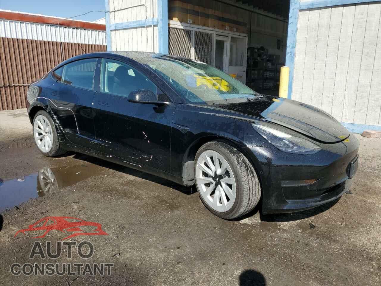 TESLA MODEL 3 2022 - 5YJ3E1EA8NF372393