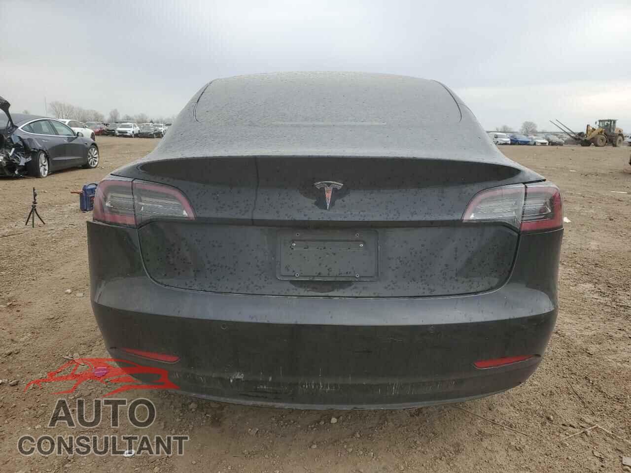 TESLA MODEL 3 2022 - 5YJ3E1EB7NF110261