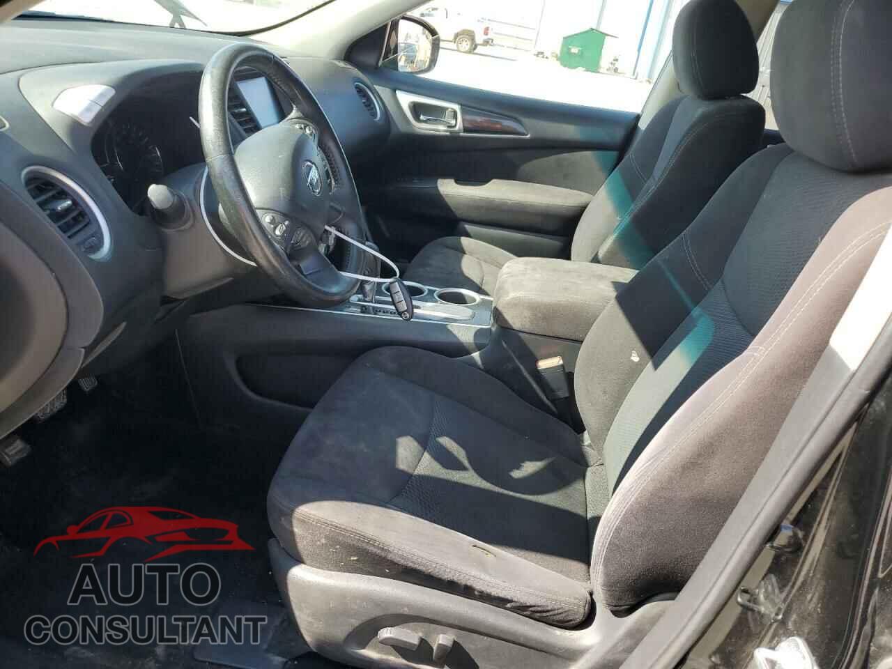 NISSAN PATHFINDER 2014 - 5N1AR2MN2EC635332