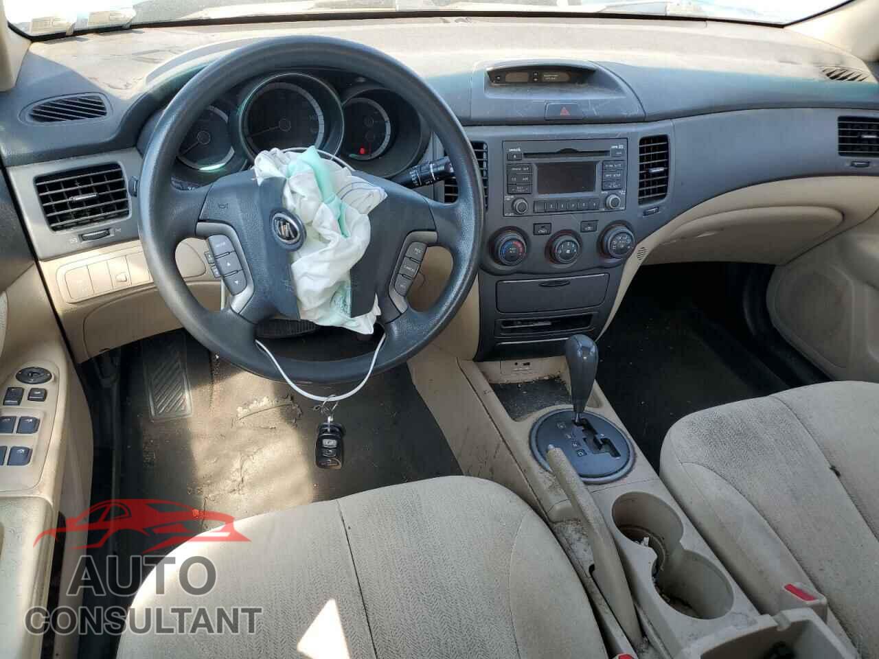 KIA OPTIMA 2010 - KNAGG4A8XA5377328