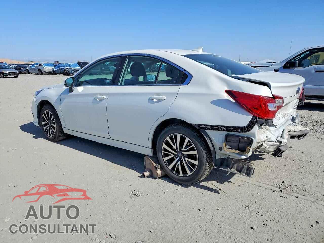 SUBARU LEGACY 2018 - 4S3BNAC66J3012833