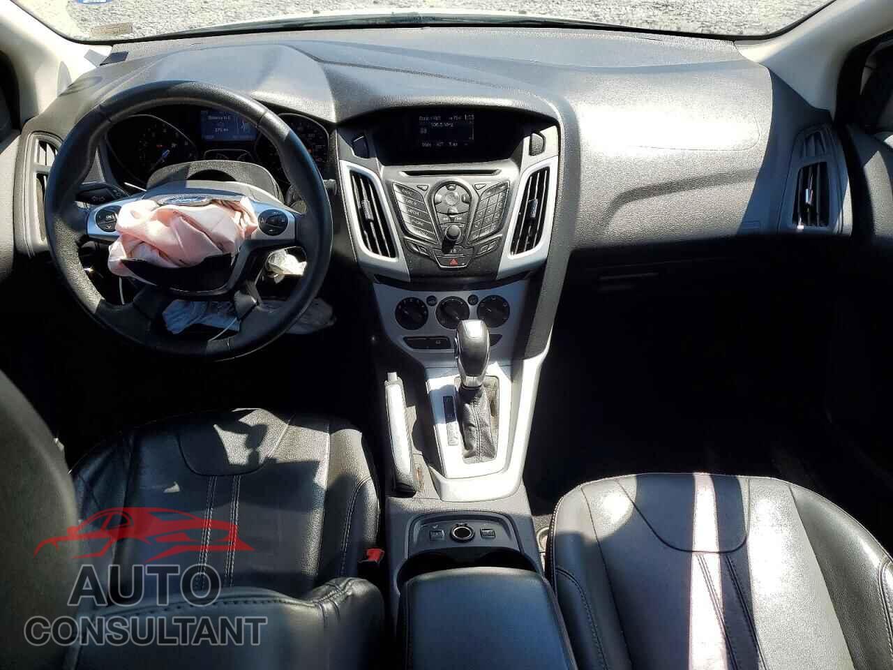 FORD FOCUS 2014 - 1FADP3F21EL159239