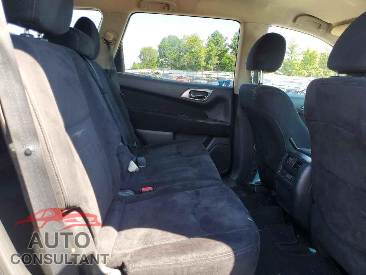 NISSAN PATHFINDER 2015 - 5N1AR2MM3FC606852
