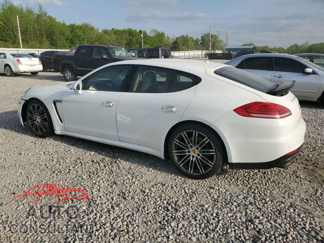 PORSCHE PANAMERA 2015 - WP0AA2A74FL005704