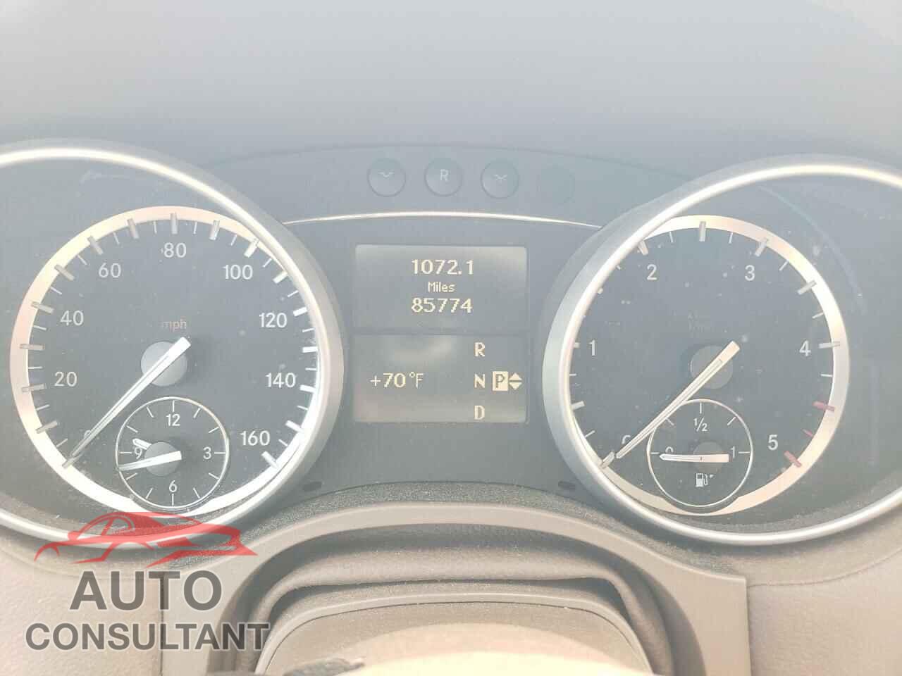 MERCEDES-BENZ GL-CLASS 2010 - 4JGBF2FE9AA617345