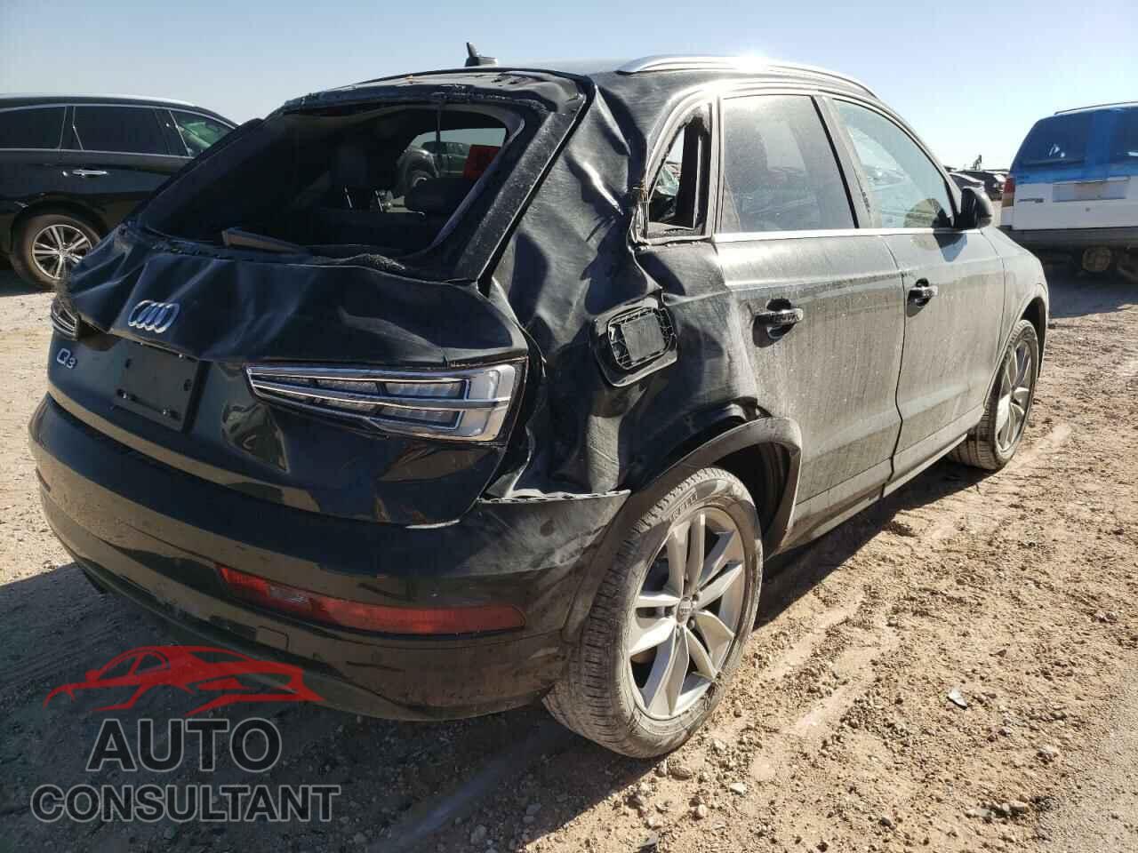 AUDI Q3 2017 - WA1HCCFS3HR014920