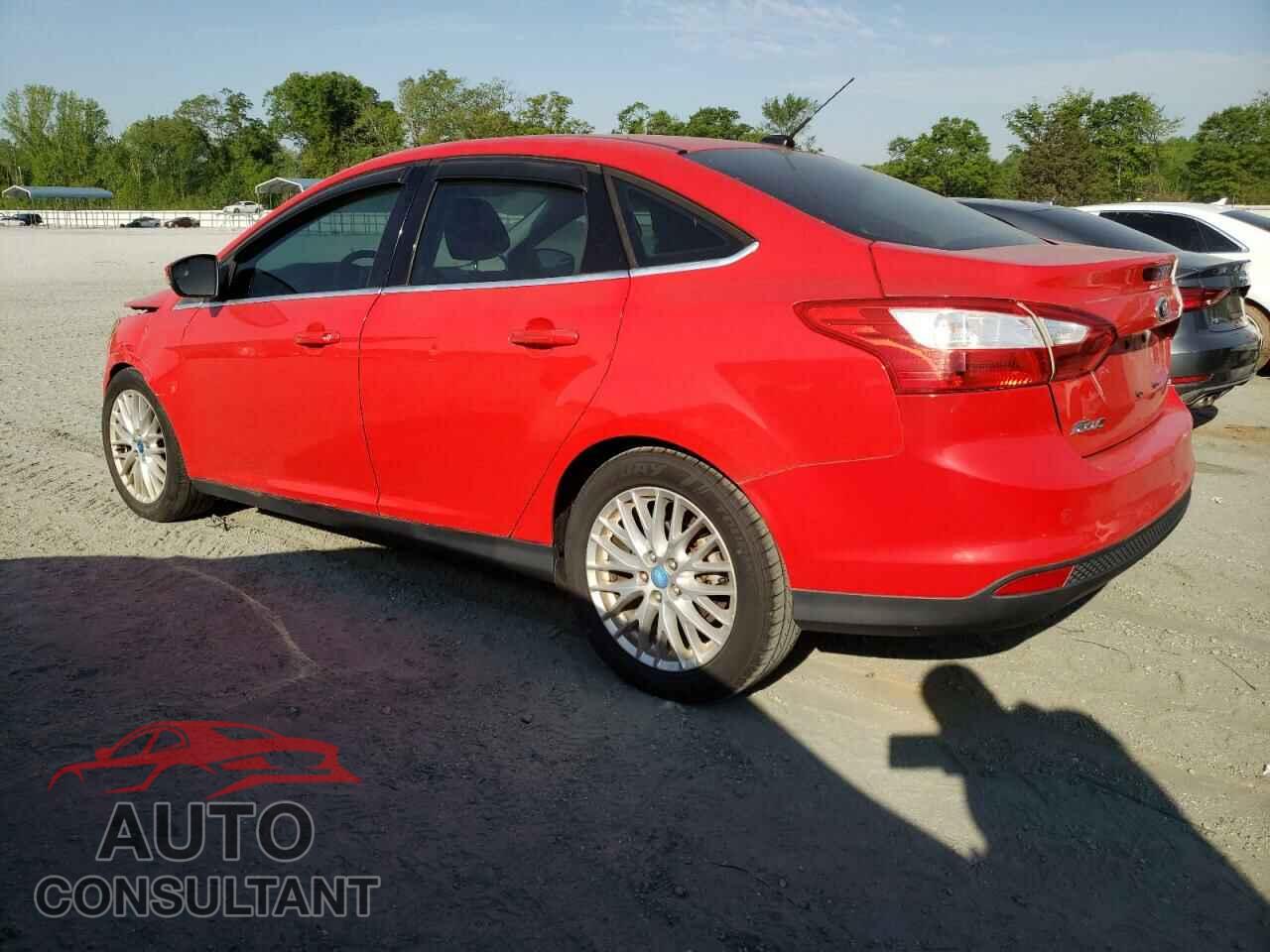 FORD FOCUS 2012 - 1FAHP3H22CL102060