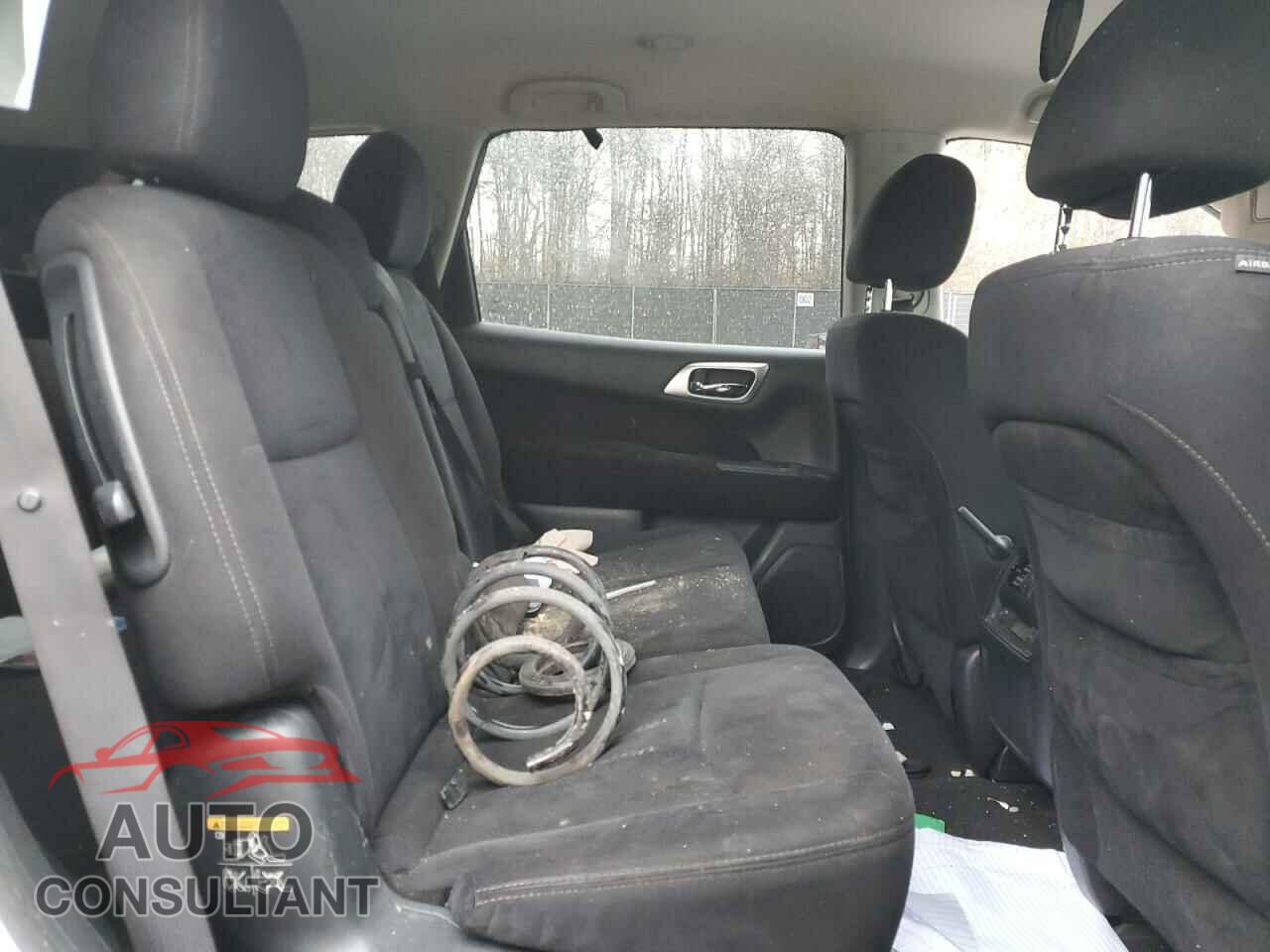 NISSAN PATHFINDER 2013 - 5N1AR2MM5DC677404