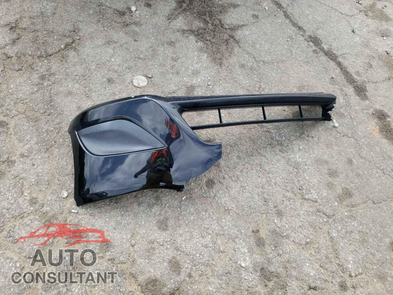 NISSAN VERSA 2017 - 3N1CN7APXHL886381