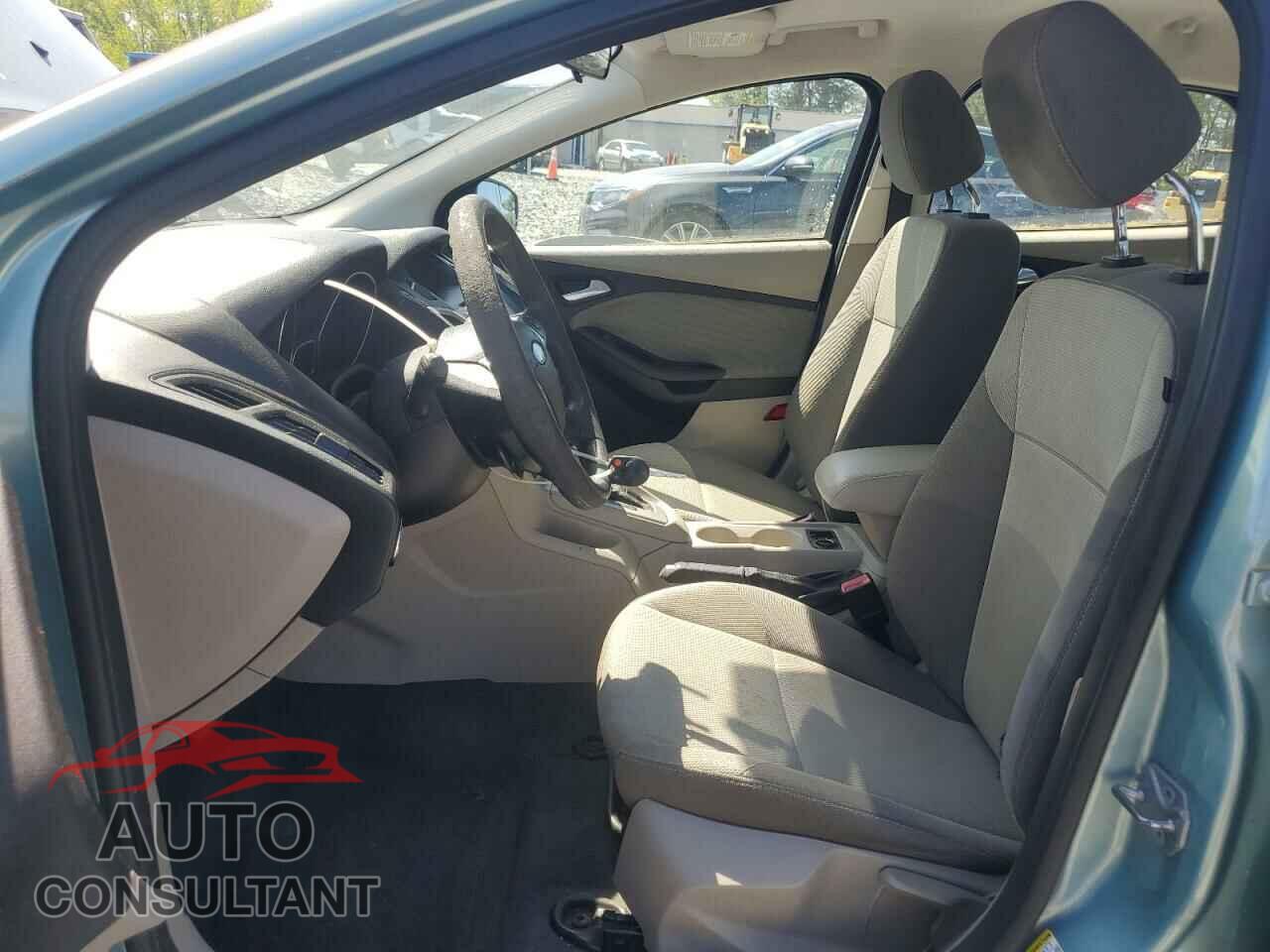 FORD FOCUS 2012 - 1FAHP3F27CL104390