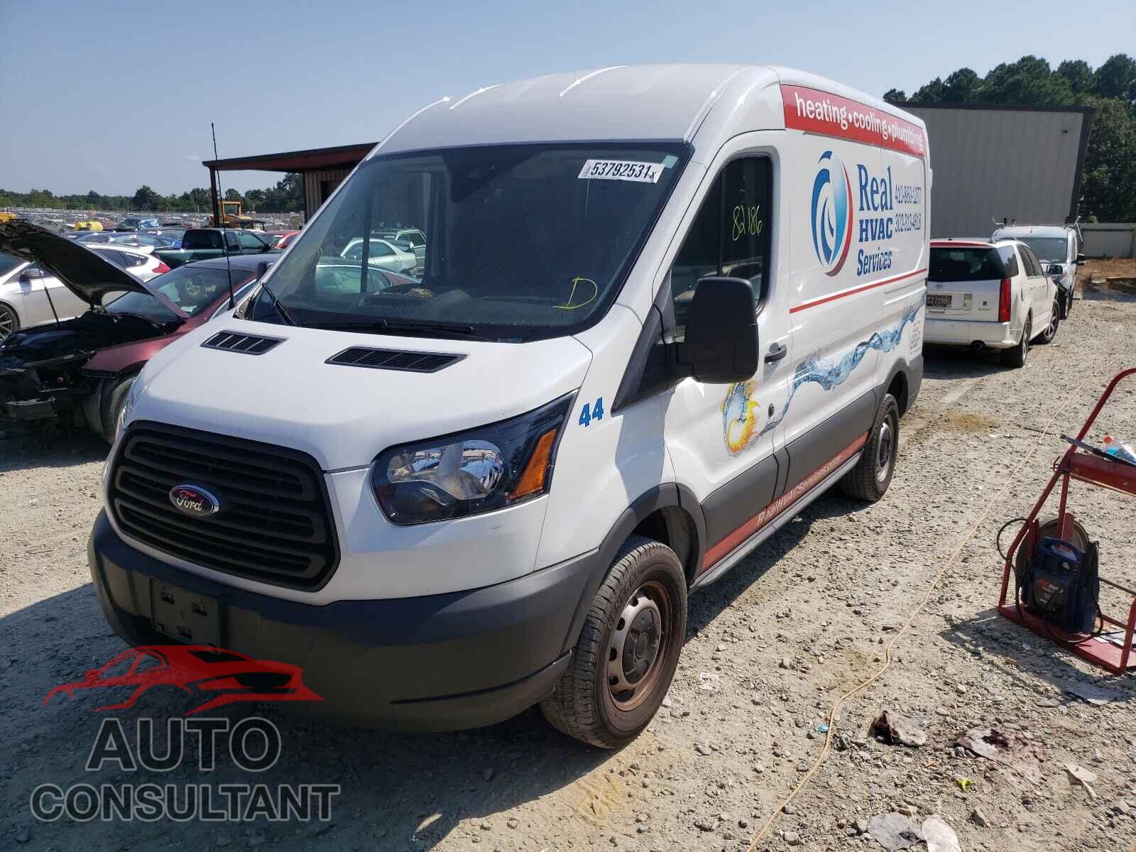 FORD TRANSIT CO 2018 - 1FTYR1CM8JKB40204
