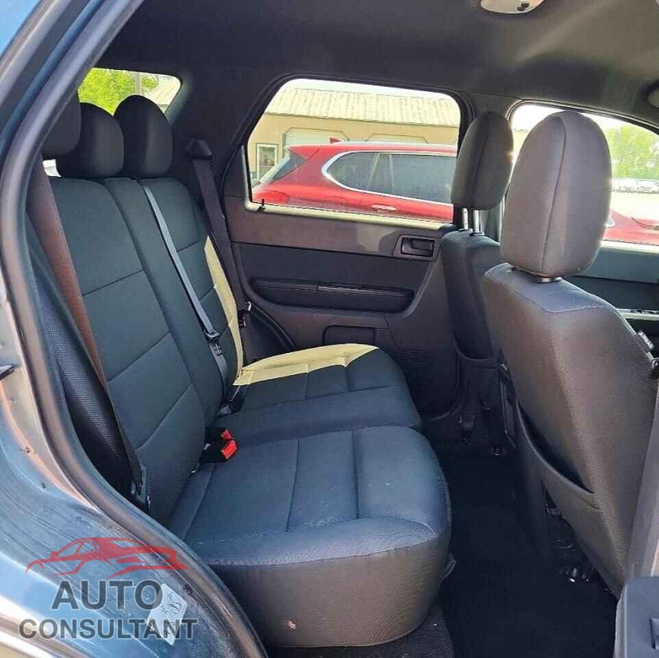 FORD ESCAPE 2010 - 1FMCU0D75AKD45809
