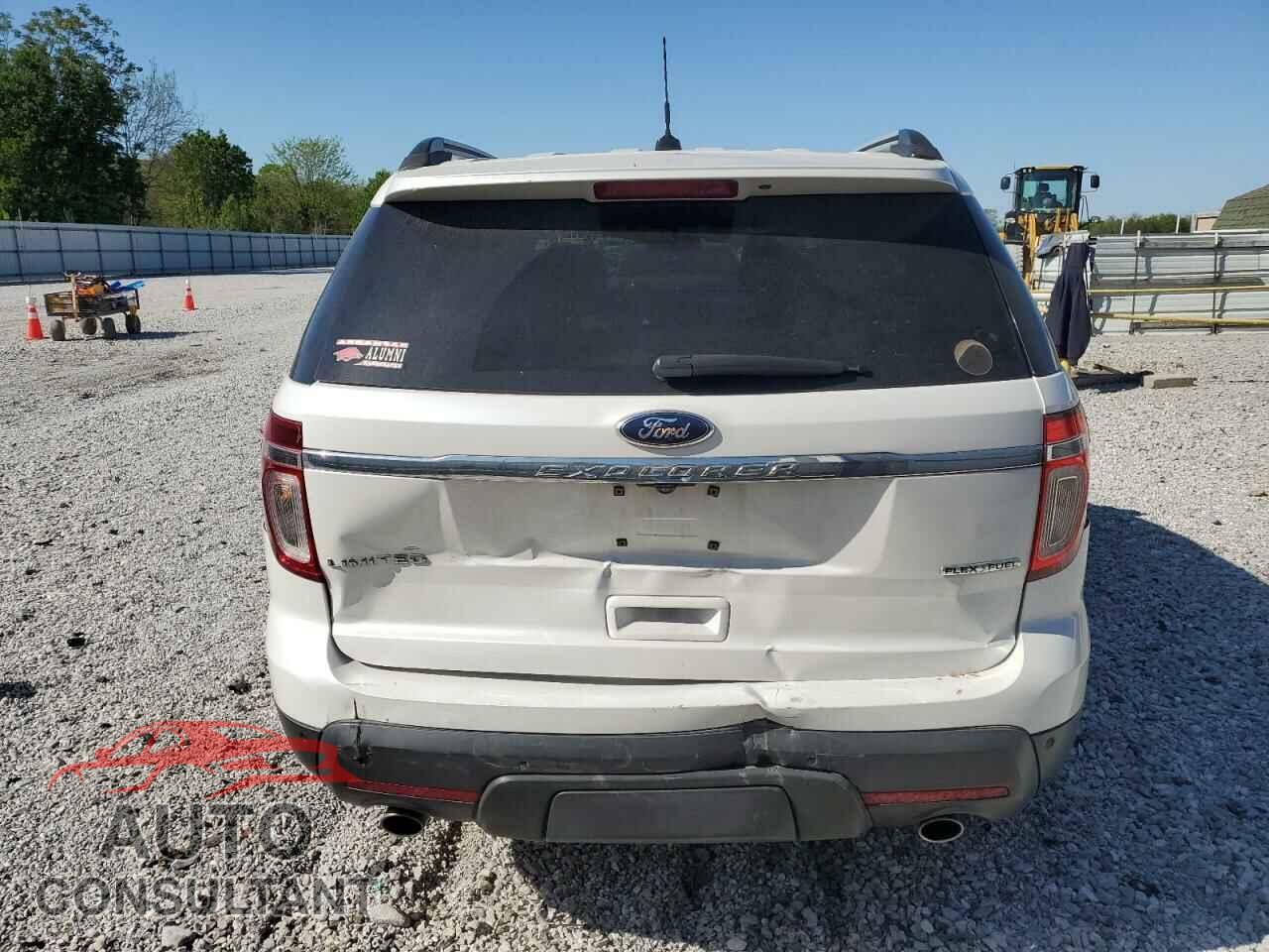 FORD EXPLORER 2013 - 1FM5K7F85DGB37157