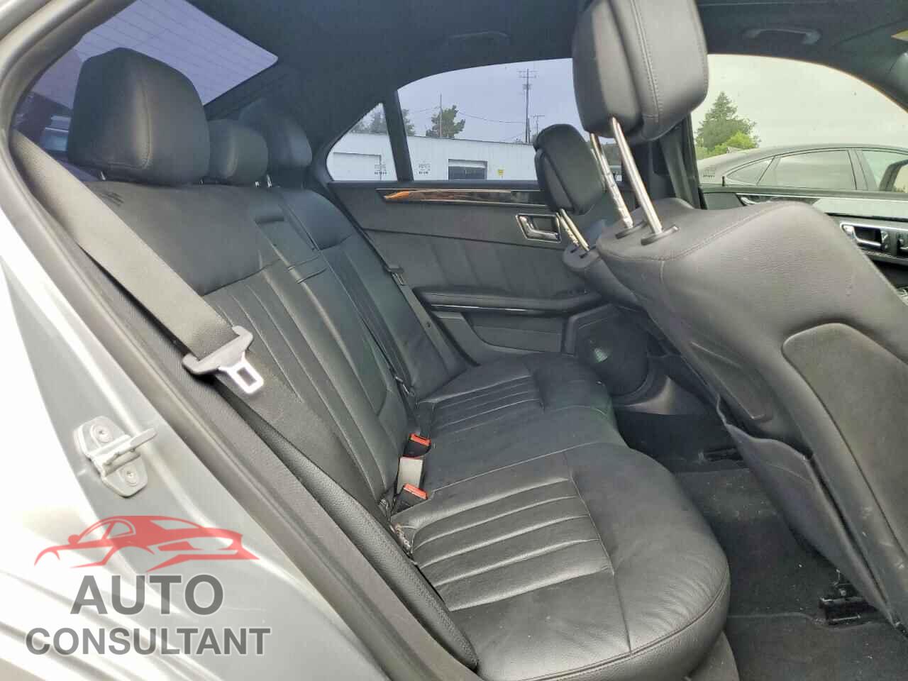MERCEDES-BENZ E-CLASS 2010 - WDDHF7CBXAA249561