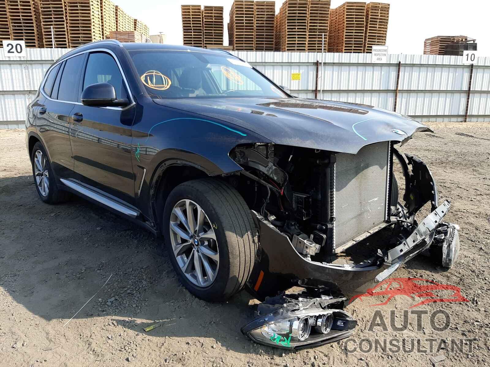 BMW X3 2018 - 5UXTR9C59JLD71674
