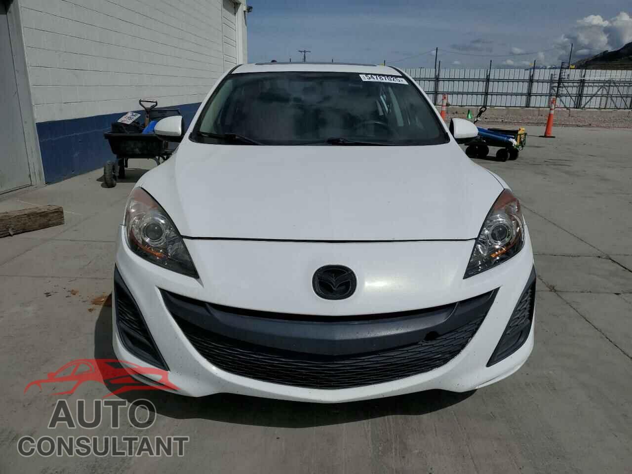 MAZDA 3 2011 - JM1BL1VG2B1383836