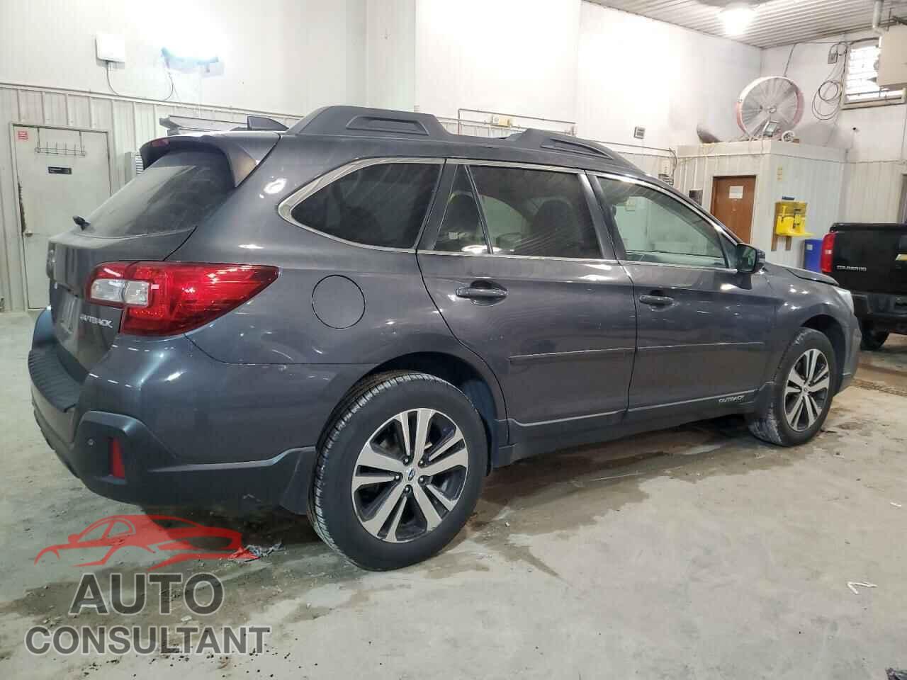 SUBARU OUTBACK 2018 - 4S4BSANC1J3252041