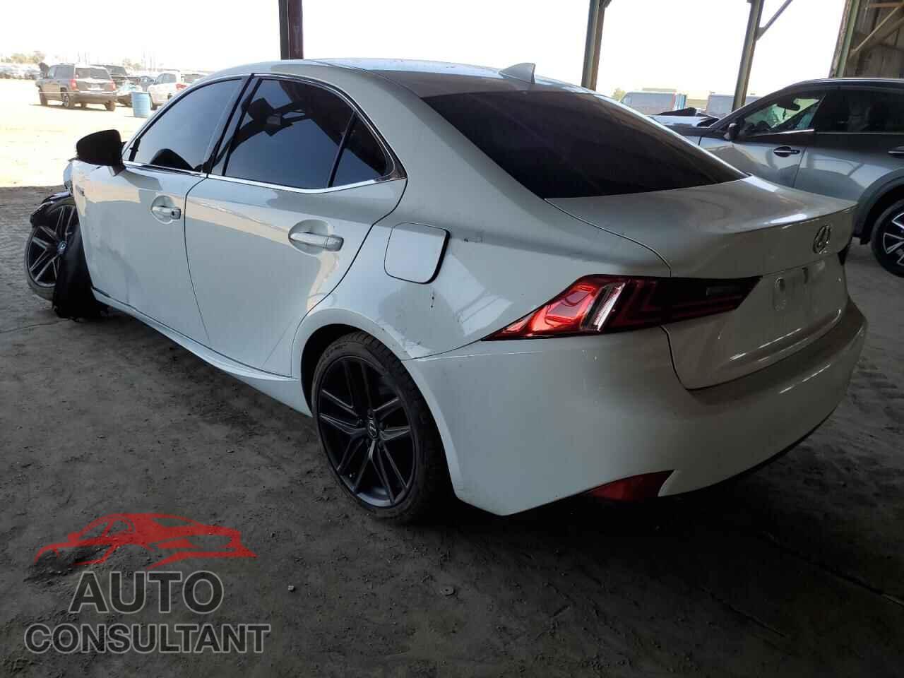 LEXUS IS 2014 - JTHBE1D20E5001850