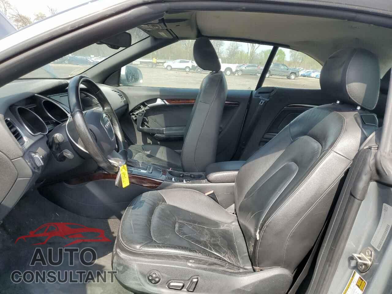 AUDI A5 2010 - WAULFAFH8AN007536