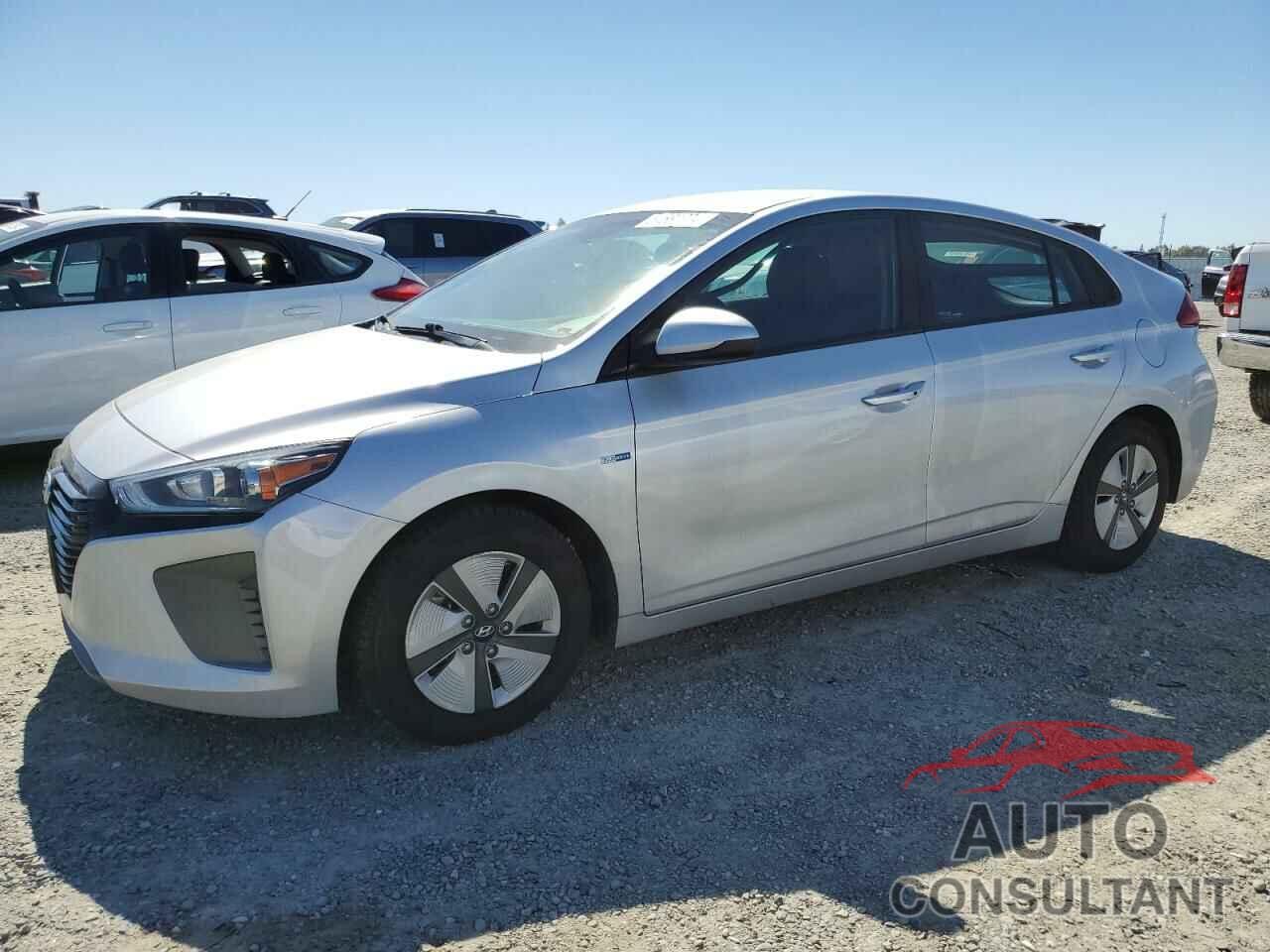 HYUNDAI IONIQ 2018 - KMHC65LC8JU064209