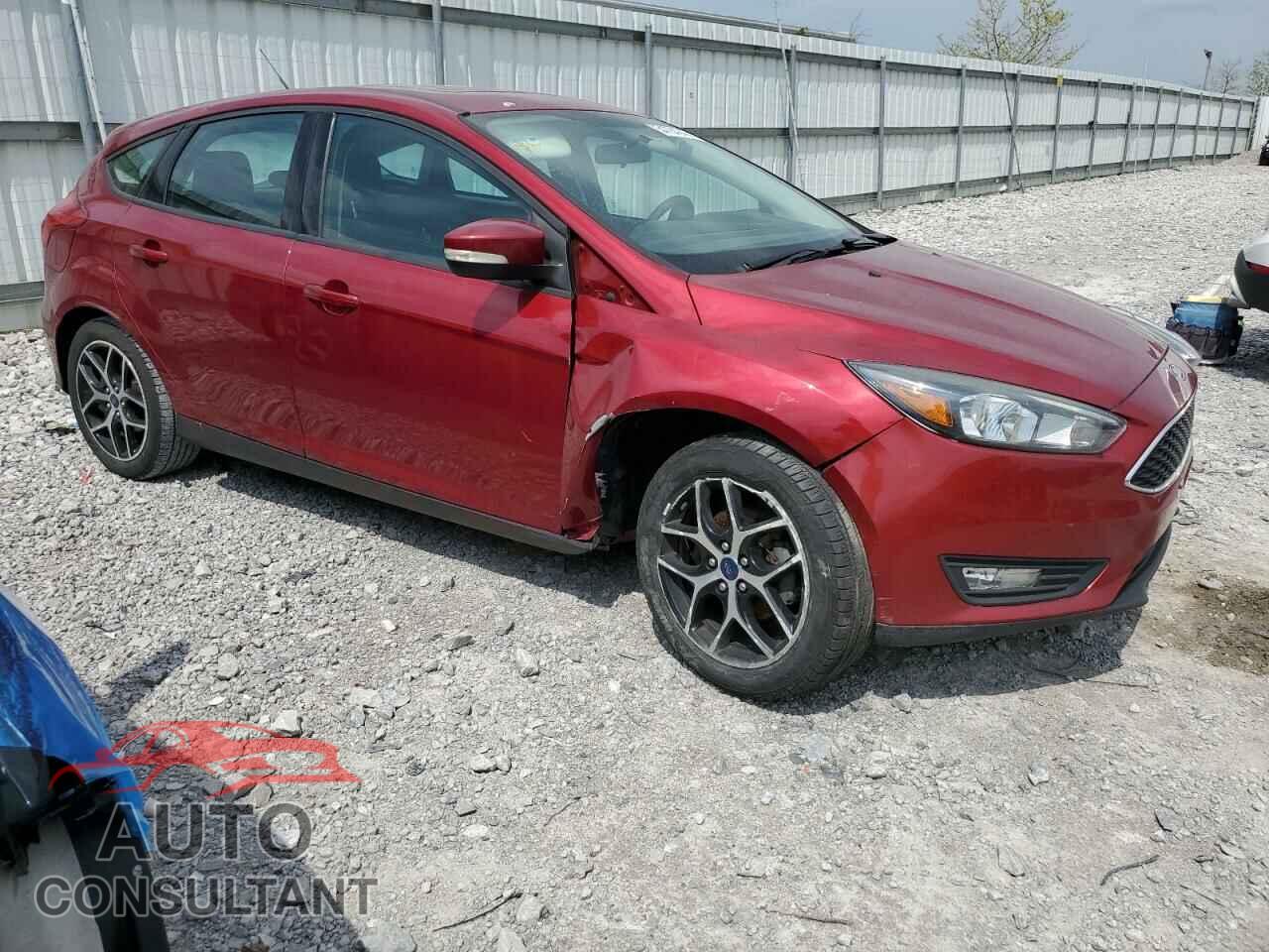 FORD FOCUS 2017 - 1FADP3M28HL276131