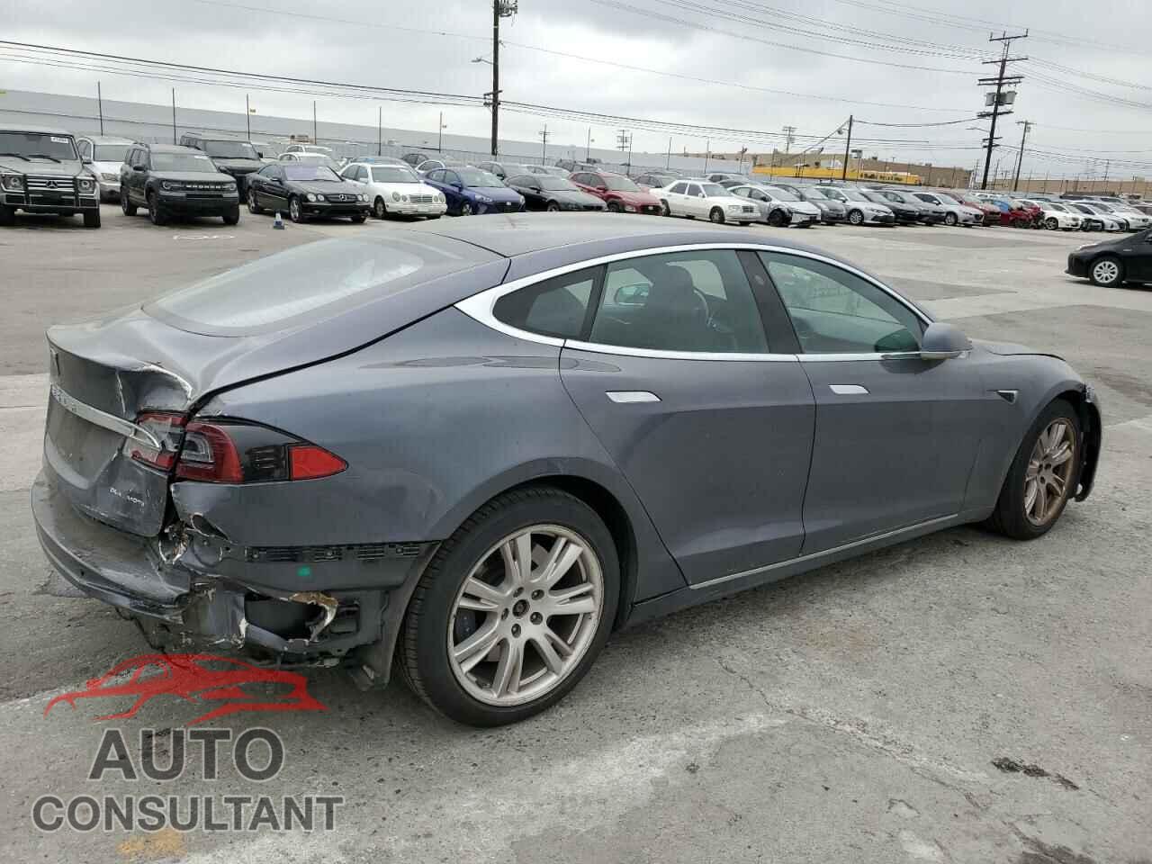 TESLA MODEL S 2021 - 5YJSA1E25MF427316