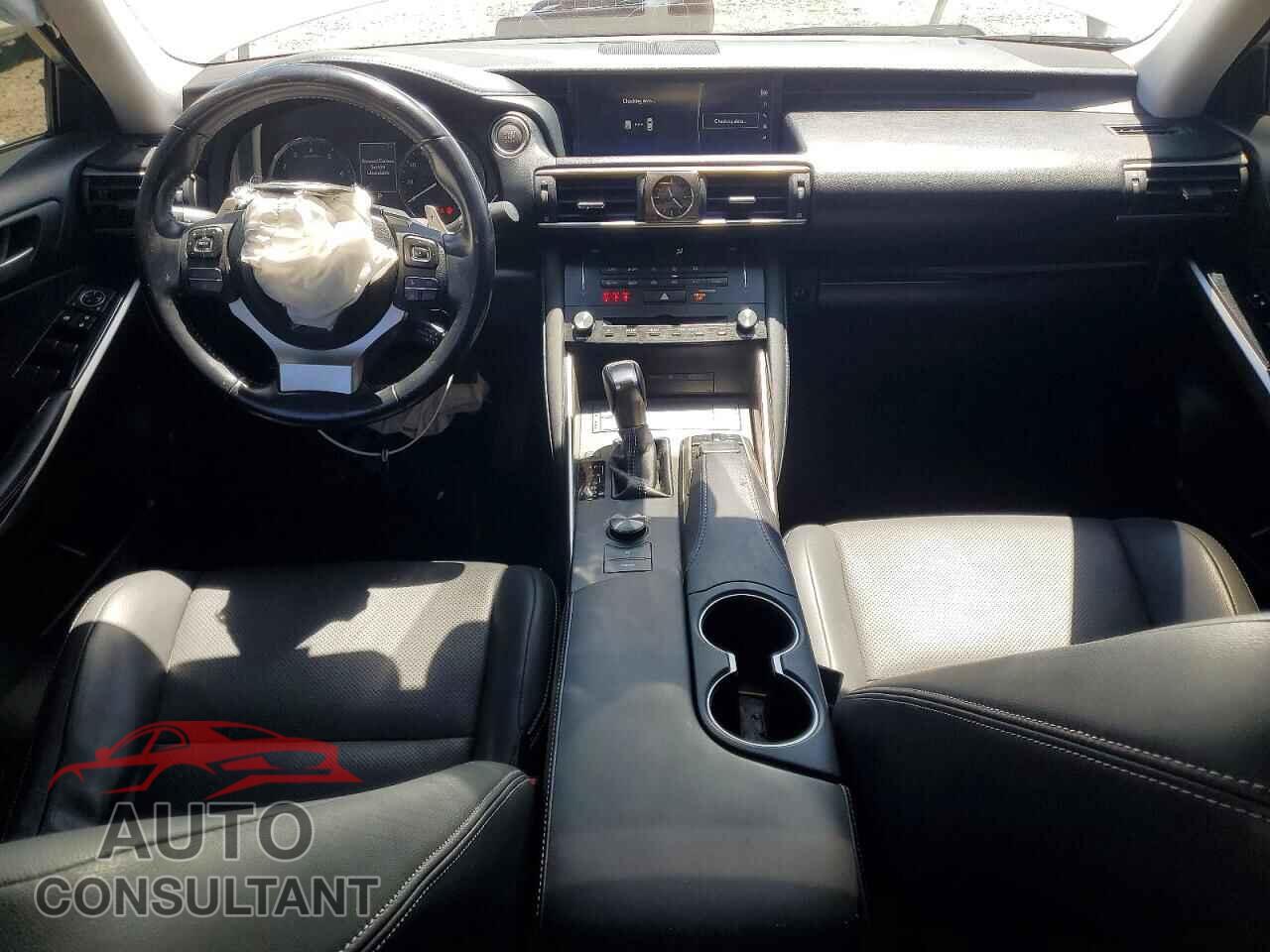 LEXUS IS 2017 - JTHBA1D24H5043017