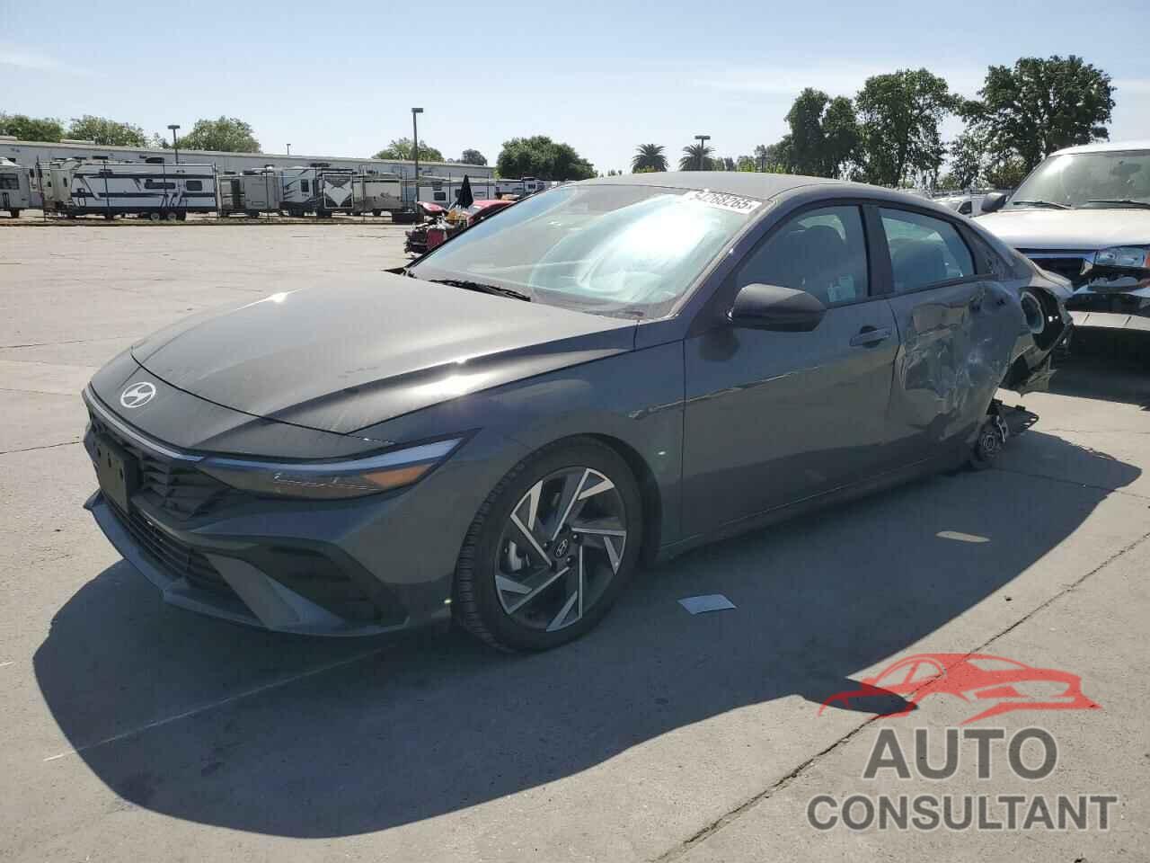 HYUNDAI ELANTRA 2025 - KMHLM4DG8SU872790