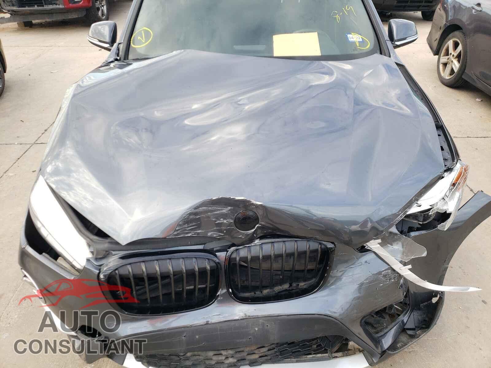 BMW X1 2017 - WBXHT3C34H5F67916