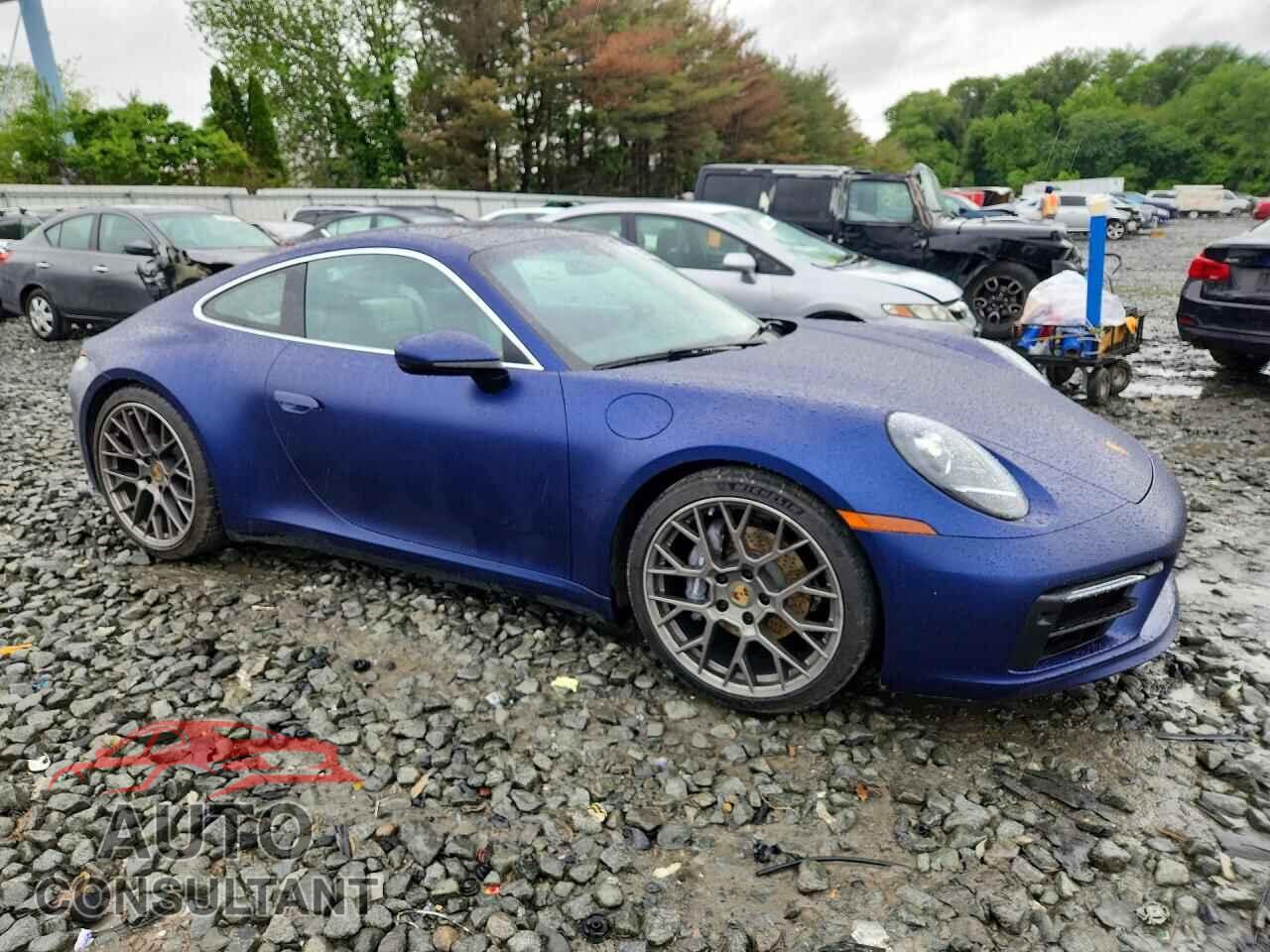 PORSCHE 911 2024 - WP0AA2A9XRS208219
